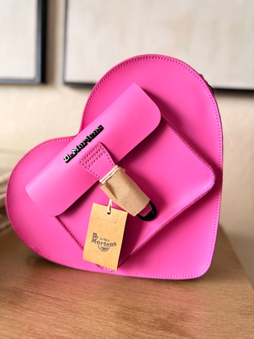 Dr. Martens HEART SHAPED Hardware Kiev Leather Bag